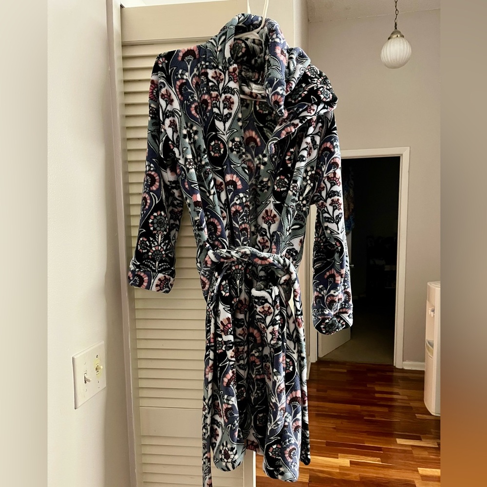 Vera Bradley fleece robe